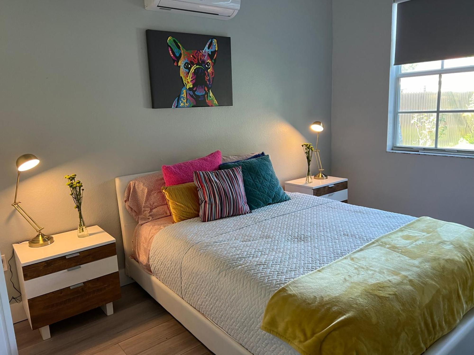 Chic Private Retreat Apartment โฮมสเตด ภายนอก รูปภาพ